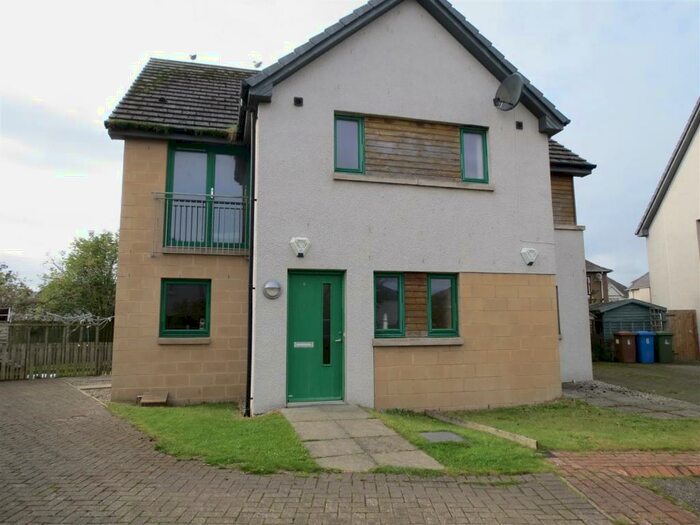 2 Bedroom House For Sale In Mill Court, Inverness, IV3