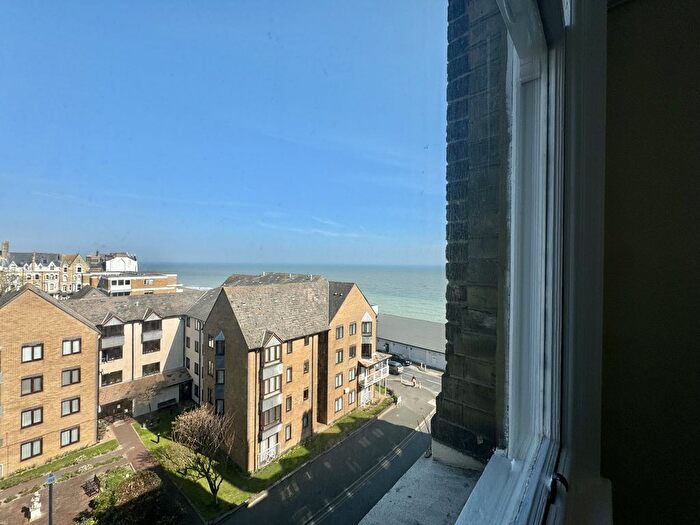 1 Bedroom Flat To Rent In Victoria Parade, Ramsgate, CT11