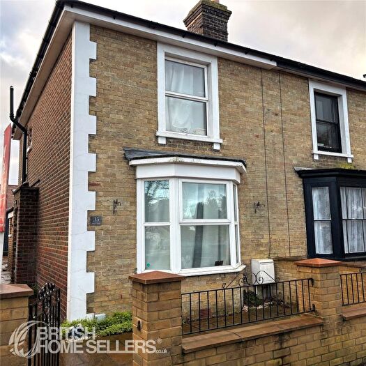 3 Bedroom Semi-Detached House For Sale In Adelaide Place, Ryde, Isle Of Wight, PO33