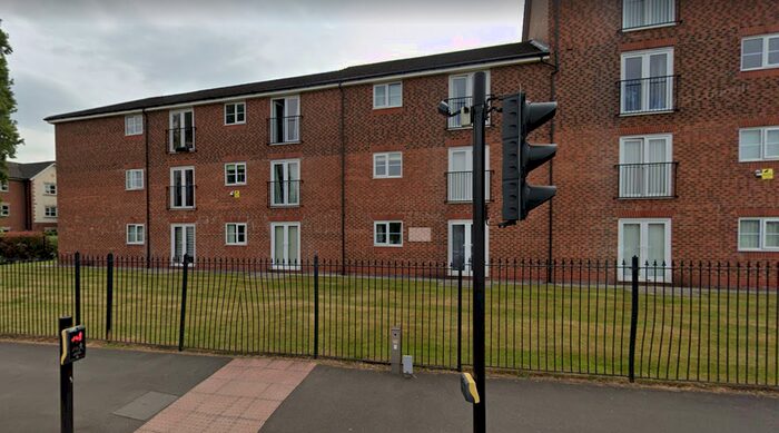 2 Bedroom Flat To Rent In Lawnhurst Avenue, Manchester, M23