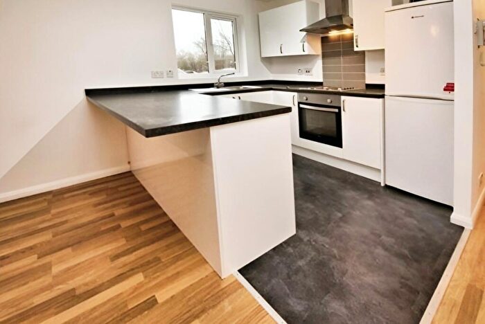 2 Bedroom Apartment To Rent In Woking Surrey, GU2