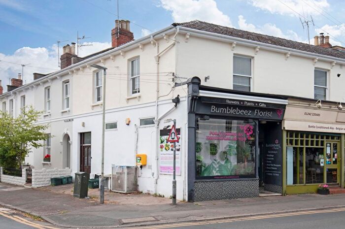 1 Bedroom Flat For Sale In Hewlett Road, Cheltenham, GL52