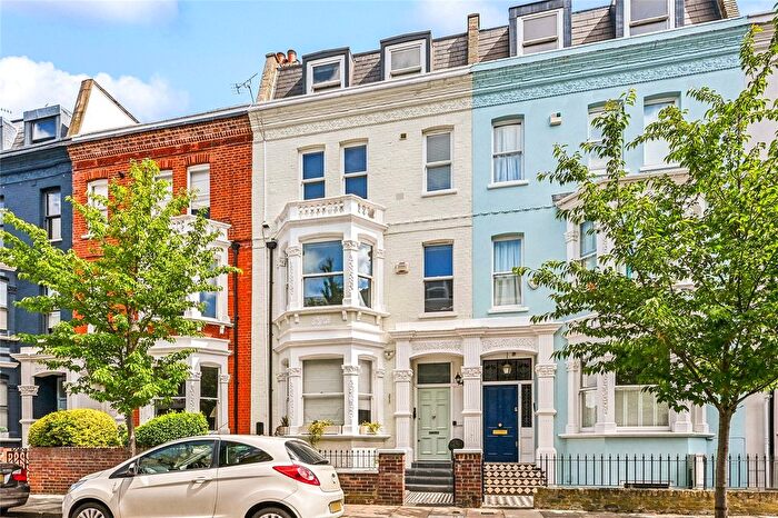 1 Bedroom Flat To Rent In Waldemar Avenue, London, SW6