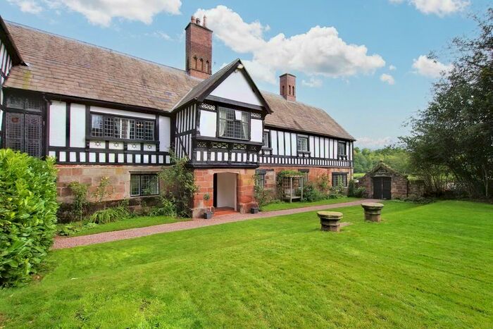 4 Bedroom House For Sale In Abbey Green Road, Leek, ST13