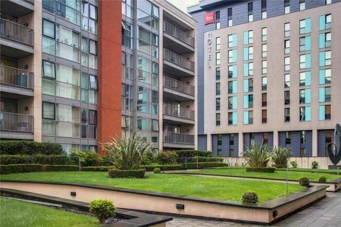 2 Bedroom Flat To Rent In Western Gateway, Capital East, Royal Victoria, London, E16