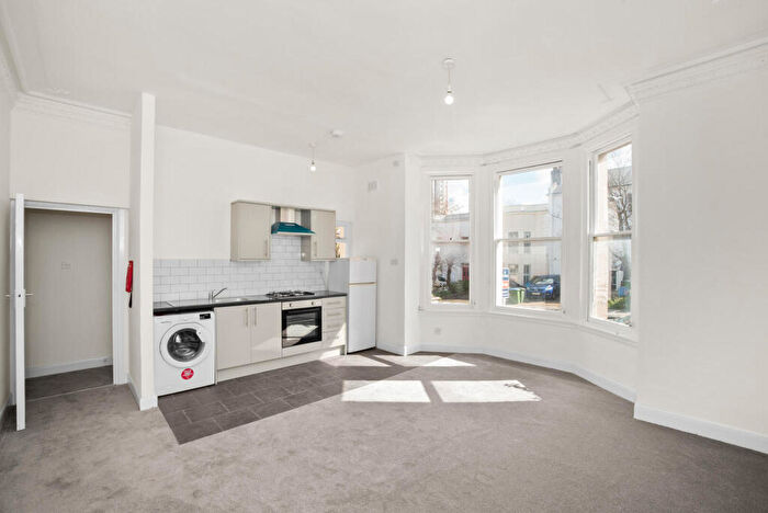1 Bedroom Flat To Rent In Burrage Road, London, SE18