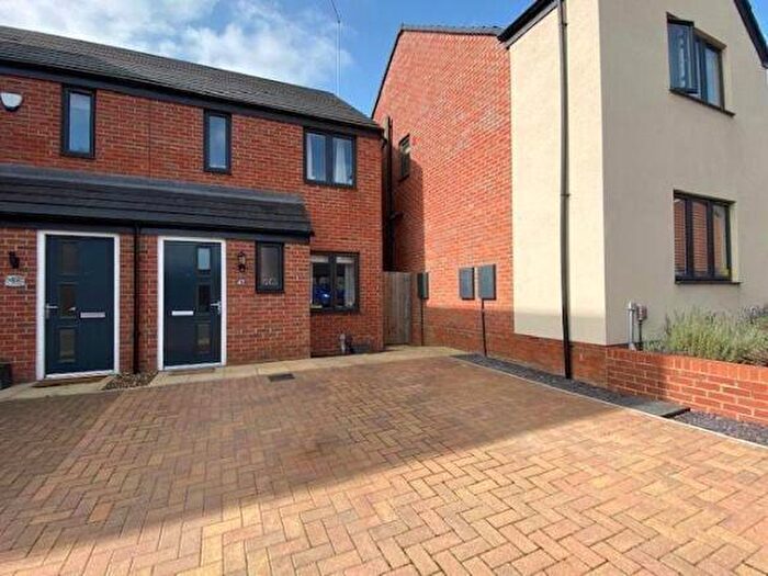 2 Bedroom Semi-Detached House To Rent In Walmer Close, Marina Park, Northampton, NN5