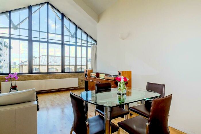 2 Bedroom Apartment To Rent In Burrells Wharf Square, London, E14