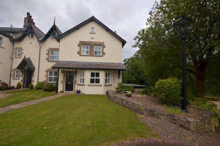 4 Bedroom Semi-Detached House For Sale In Corbridge, NE45