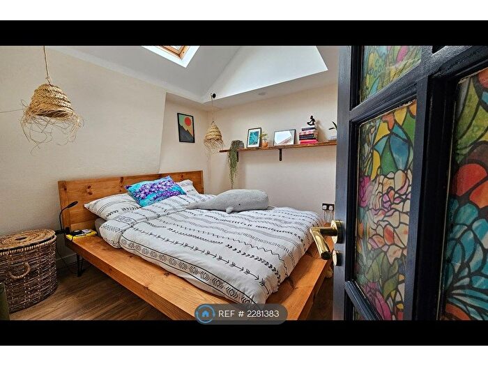 1 Bedroom Flat To Rent In Marine Parade, Brighton, BN2