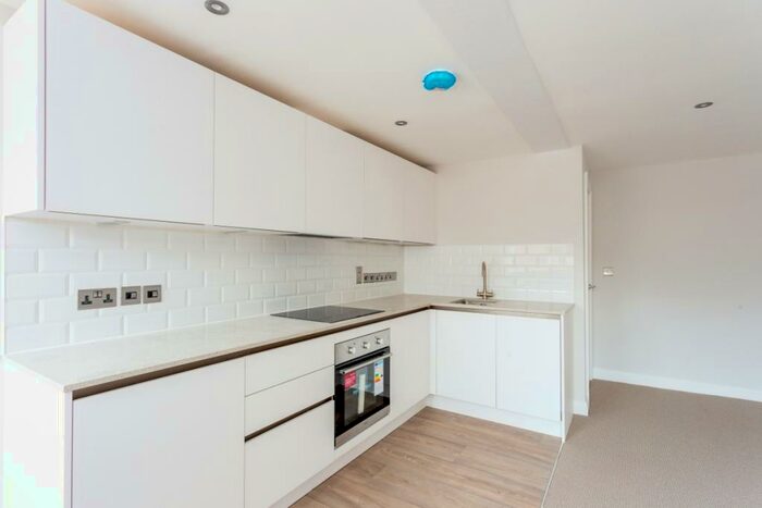 1 Bedroom Duplex To Rent In London Road Marlborough, SN8