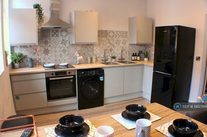 3 Bedroom Flat To Rent In Bowling Green Street, Leicester, LE1