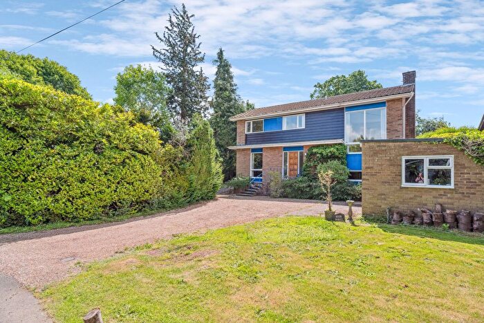 4 Bedroom Detached House For Sale In Hare Lane End, Little Kingshill, HP16