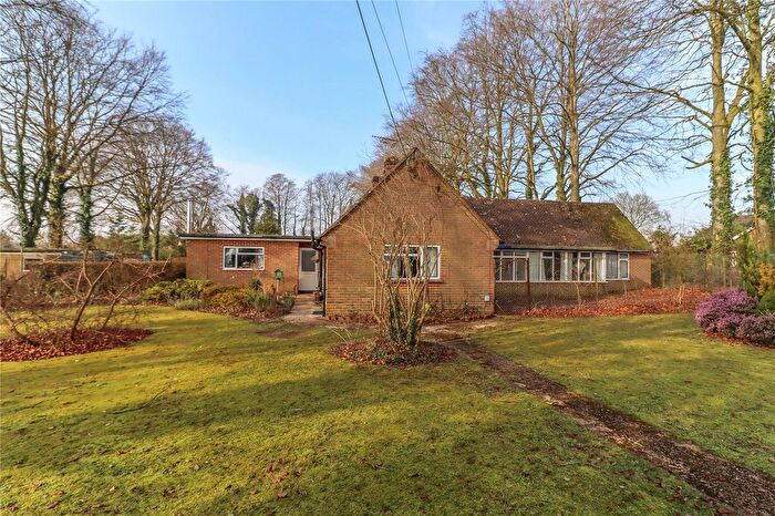 3 Bedroom Bungalow For Sale In Mount Hermon Road, Palestine, Andover, Hampshire, SP11