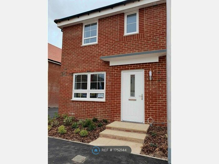 3 Bedroom Semi-Detached House To Rent In Wooller Street, Eastbourne, BN22