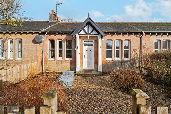 2 Bedroom Cottage For Sale In Station Cottages Aberfoyle, Stirling, FK8