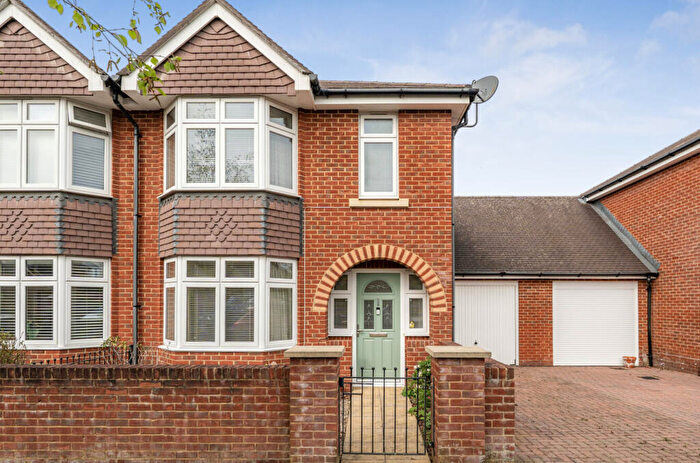 3 Bedroom Semi Detached House For Sale In Bill Luffman Way, Eastleigh, Hampshire, SO50