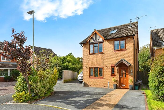 4 Bedroom Detached House For Sale In Cae Castell, Loughor, Swansea, SA4