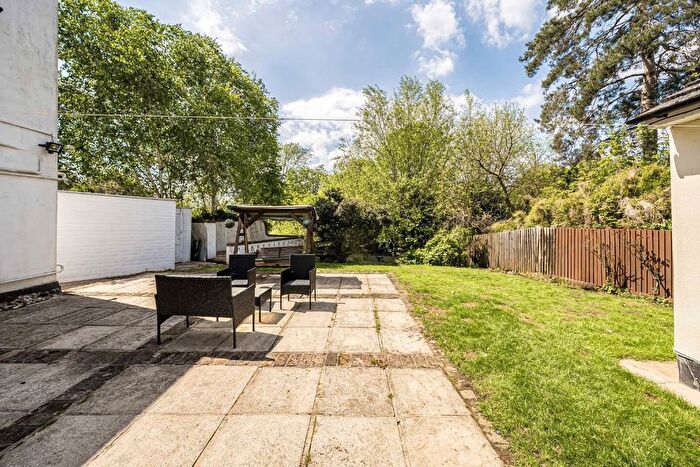 2 Bedroom Flat For Sale In Gordon Avenue, St Margarets, Twickenham, TW1