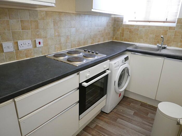 1 Bedroom Flat To Rent In High Street, Romford, RM1
