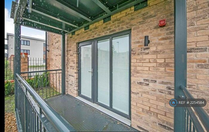 2 Bedroom Flat To Rent In Barcro Square, Colchester, CO1