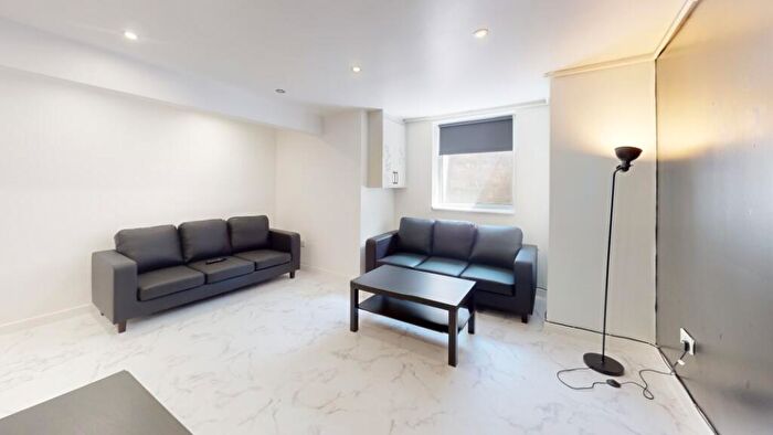 7 Bedroom Terraced House To Rent In Richmond Mount, Hyde Park, LS6