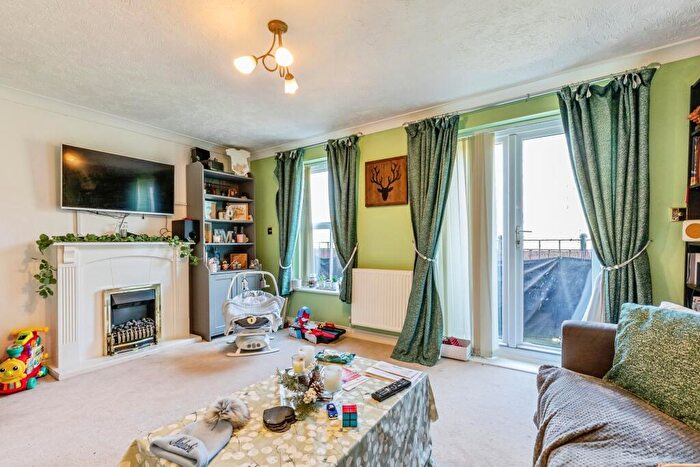 3 Bedroom Town House For Sale In Pollard Road, Weston-super-mare, BS24
