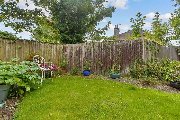 2 Bedroom Semi-Detached Bungalow For Sale In Bramley Close, Brabourne Lees, Kent, TN25