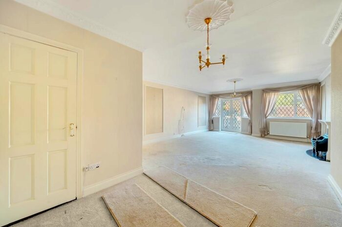 5 Bedroom Detached Bungalow To Rent In Egham, Surrey, TW20