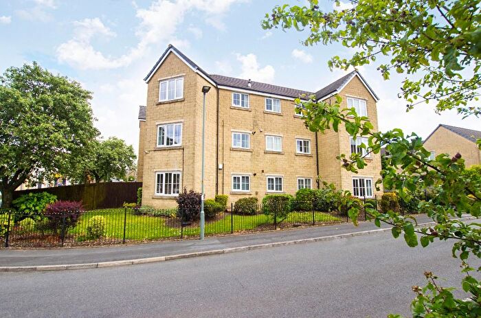 2 Bedroom Flat To Rent In Beckett Court, Darwen, BB3