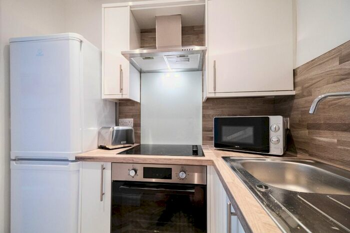 1 Bedroom Flat To Rent In Albert Street, Leith, Edinburgh, EH7