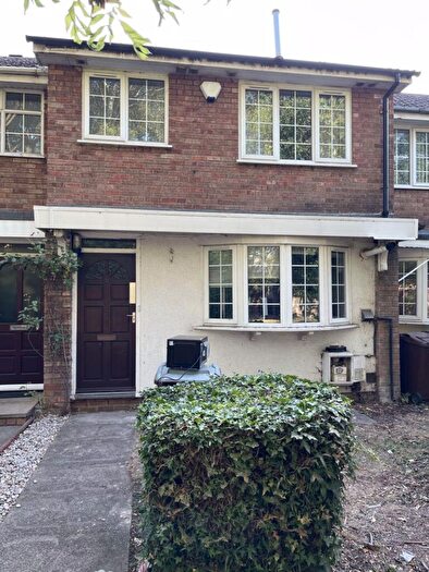 4 Bedroom House To Rent In Saxon Green, Nottingham, NG7