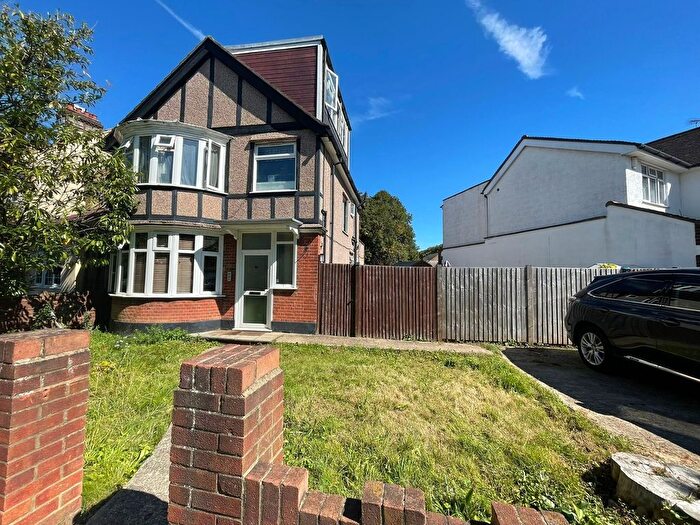 2 Bedroom Maisonette To Rent In Hollycroft Avenue, Wembley, HA9