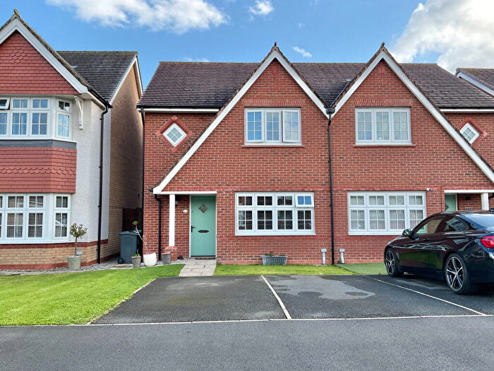3 Bedroom Semi-Detached House For Sale In Sanderling Drive, Banks, Southport, PR9