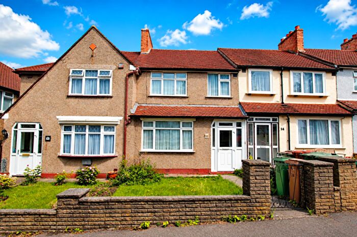 3 Bedroom Terraced House For Sale In Stanley Square, Carshalton, SM5
