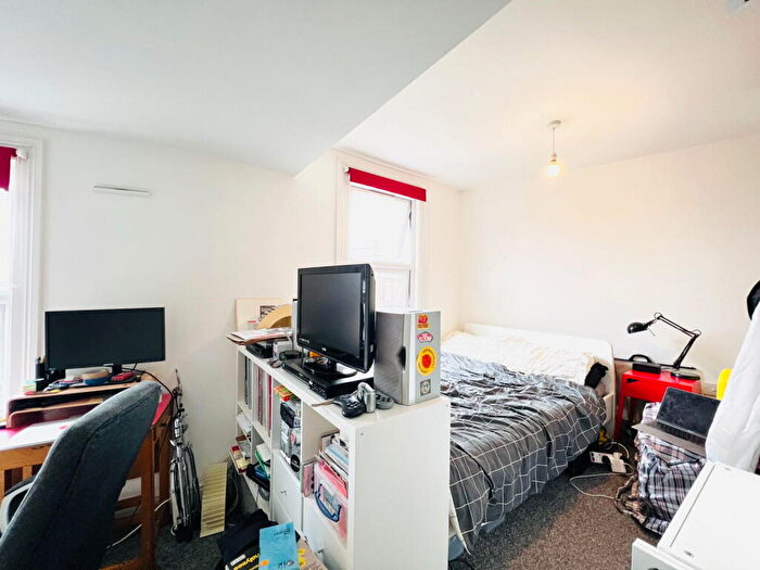 Studio To Rent In Devonshire Road, SE23