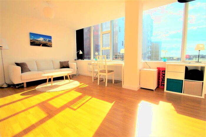 Studio To Rent In Christchurch Road, Bournemouth, BH1