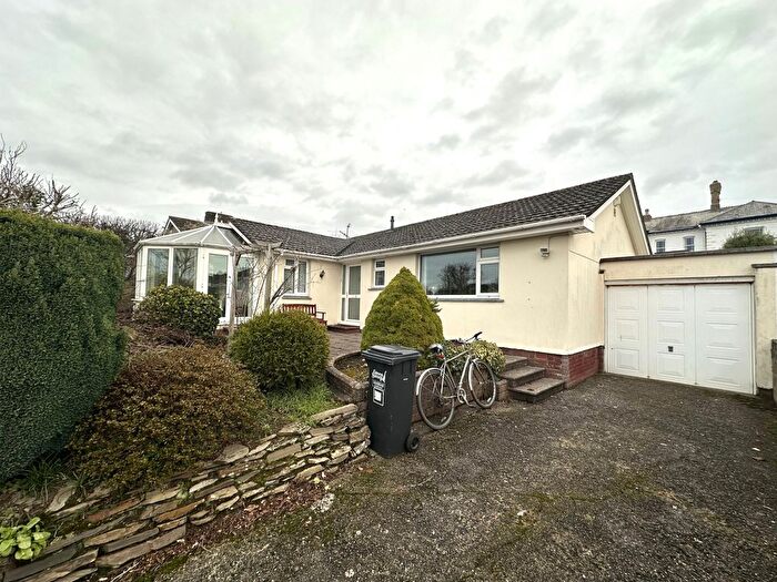 3 Bedroom Bungalow To Rent In Highfield Close, Barnstaple, EX32