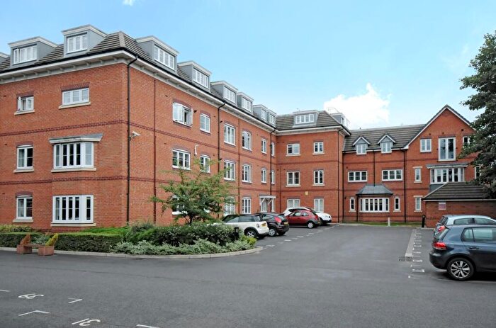 1 Bedroom Apartment To Rent In Regency Point, NG2