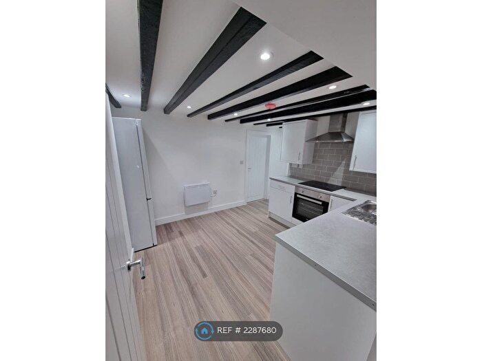 2 Bedroom Flat To Rent In Barrow Road, Sileby, Loughborough, LE12