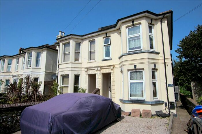 1 Bedroom Apartment To Rent In Lyndhurst Road, Worthing, West Sussex, BN11