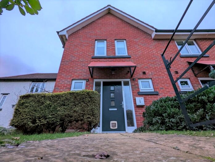 2 Bedroom House To Rent In Rubys Walk, Fernwood, Newark, NG24