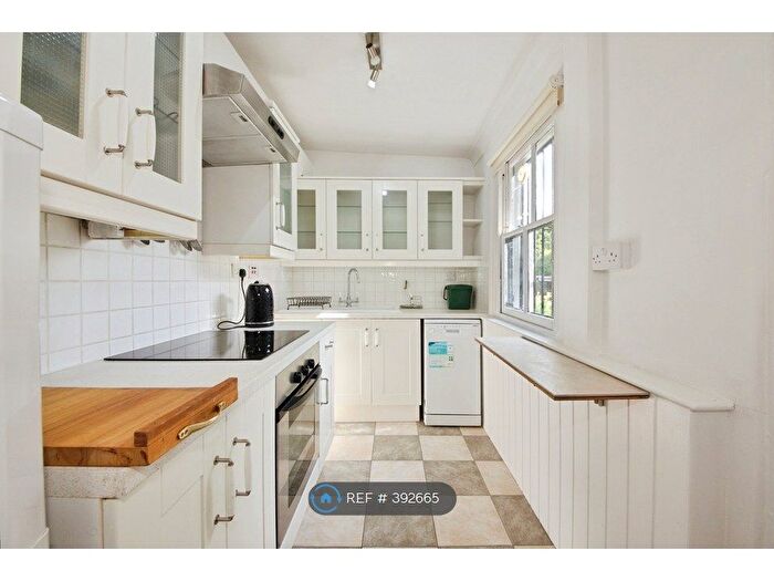 1 Bedroom Flat To Rent In Hackney, London, E8