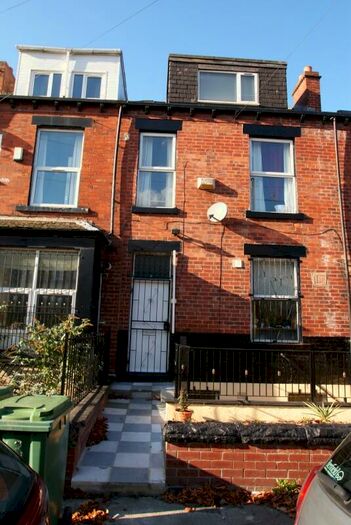 5 Bedroom Terraced House To Rent In Ebor Place, Hyde Park, Leeds, LS6