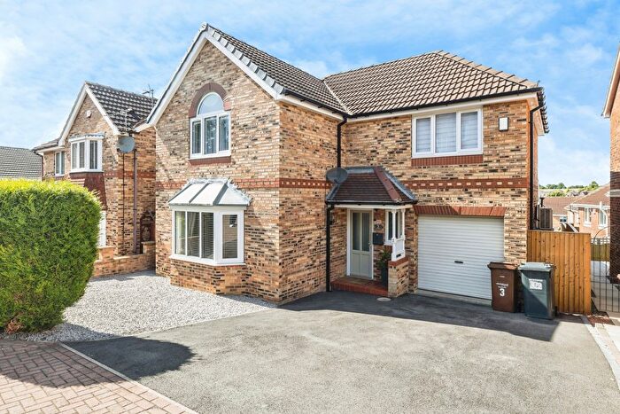 4 Bedroom Detached House For Sale In Elm Close, Pontefract, WF8