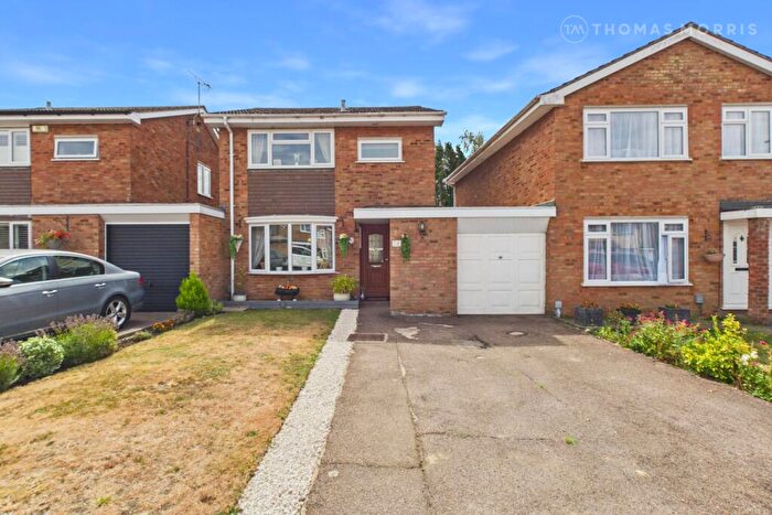 4 Bedroom Link Detached House For Sale In Flexmore Way, Langford, Biggleswade, Bedfordshire, SG18