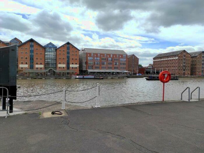 1 Bedroom Flat To Rent In The Docks, Gloucester, GL1