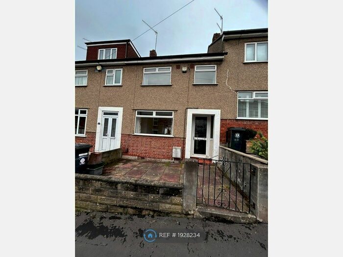 2 Bedroom Terraced House To Rent In Elmdale Road, Bedminster, Bristol, BS3