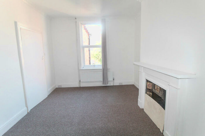 4 Bedroom Terraced House To Rent In Stanhope Road, South Shields, NE33