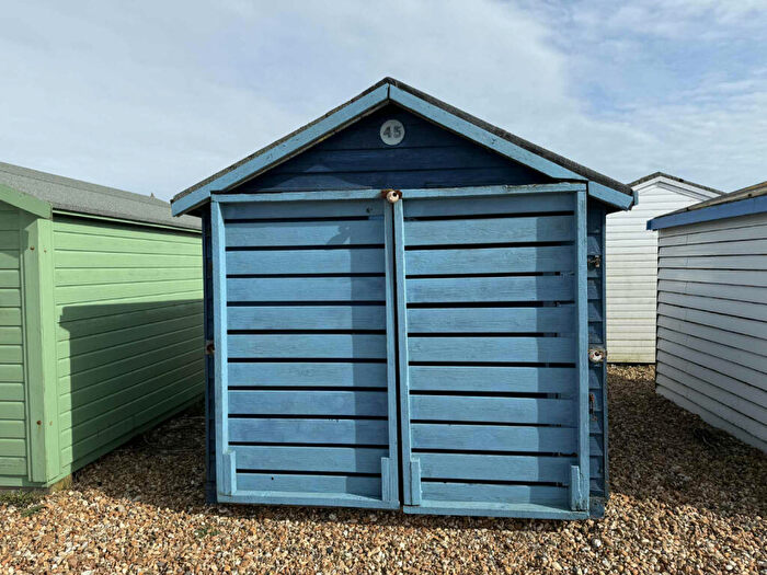 Chalet For Sale In Seafront, PO11